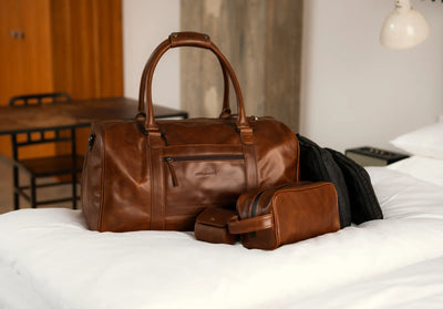 Die besten Reiseaccessoires für Herren: Stilvoll und praktisch unterwegs