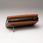 Lade das Bild in den Galerie-Viewer, Cardholder mit persönlicher Gravur
