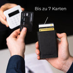 Lade das Bild in den Galerie-Viewer, 43693613252874;Alle Karten sofort griffbereit;Ein Hebel an der Seite aktiviert unseren Pop-Up-Mechanismus, der bis zu 7 Karten geordnet auswirft, sodass du sie schnell mit einem Handgriff entnehmen kannst.
